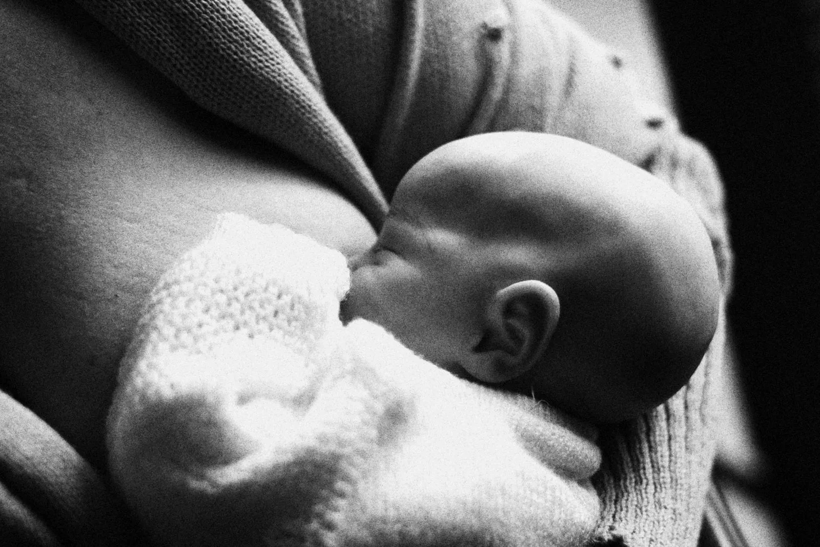 Breastfeeding Positions to Try With a Newborn