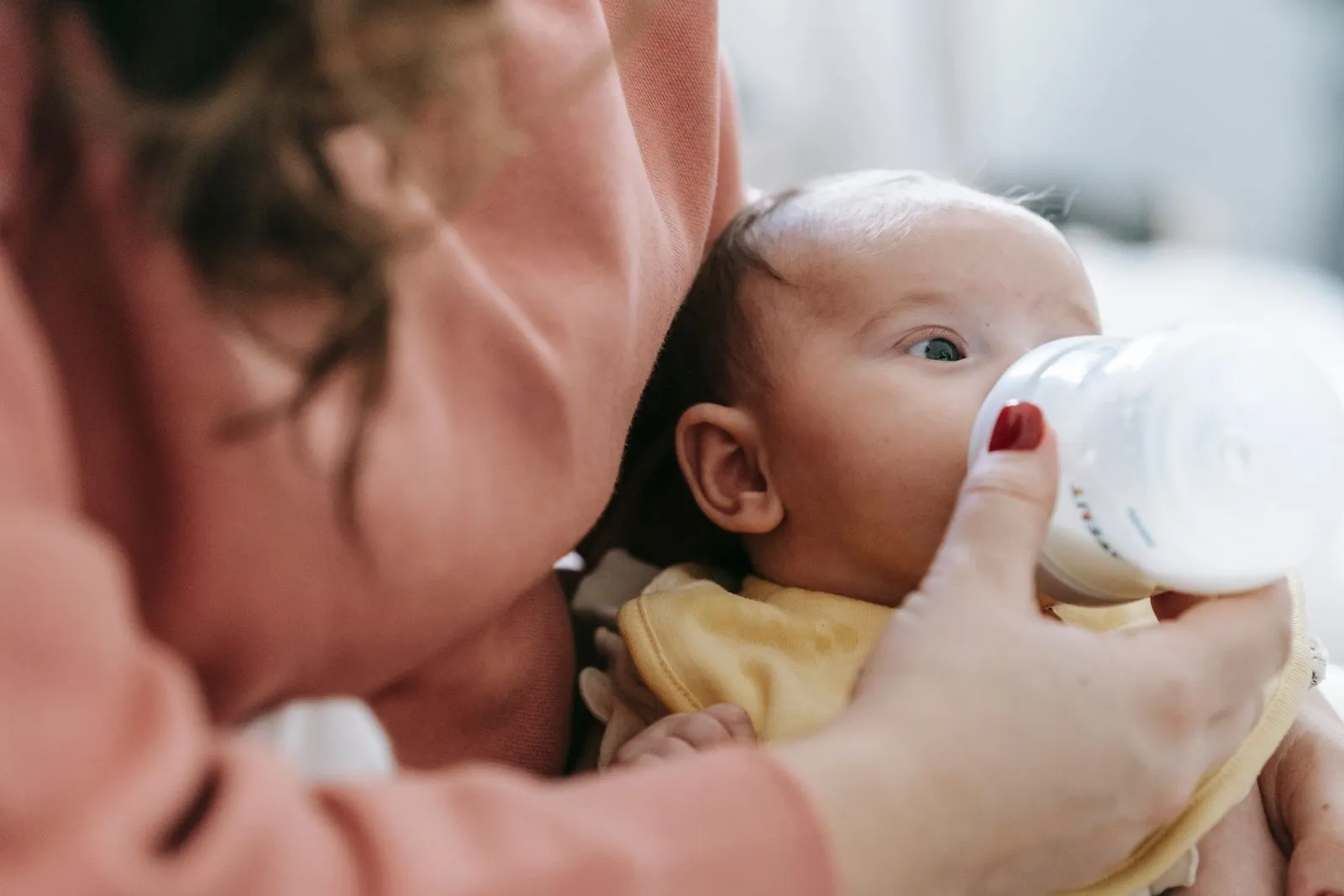How to Tell If Your Baby Is Getting Enough Milk
